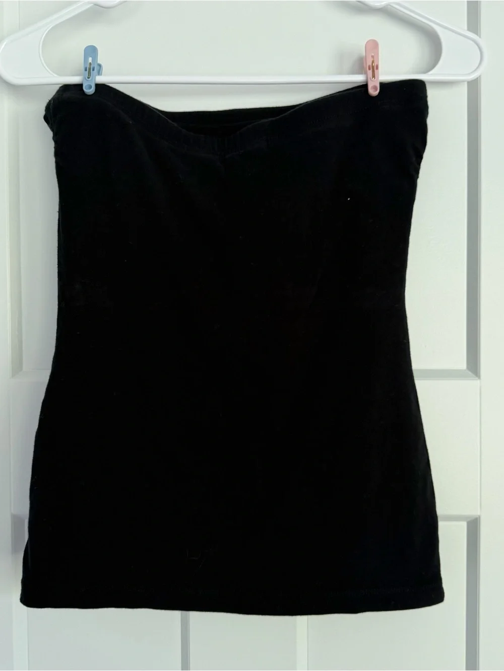 Zenana Outfitters Black Strapless Tube Top